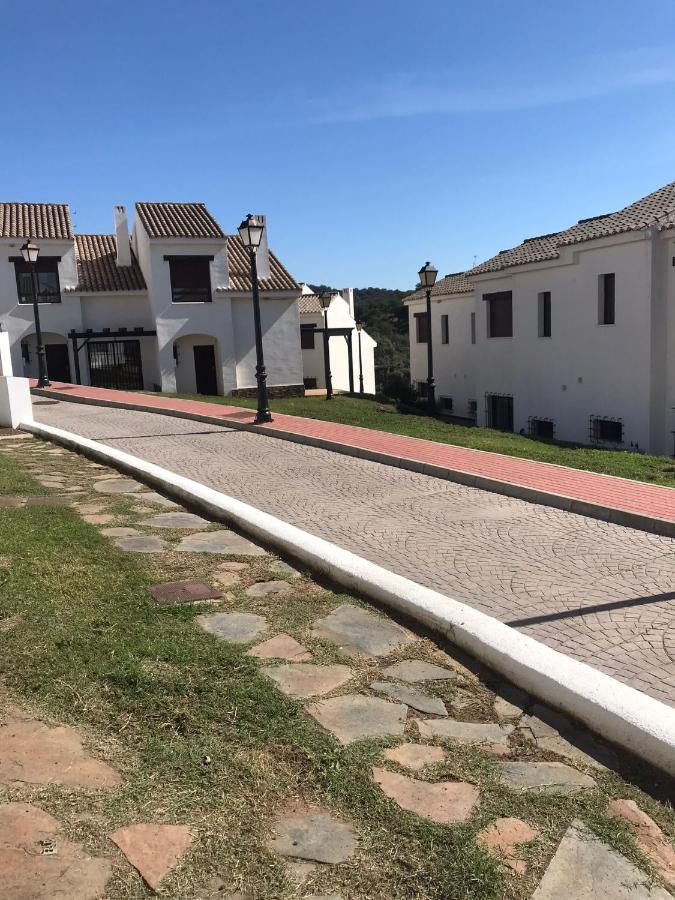 הוילה סביליה Sierra El Retiro מראה חיצוני תמונה